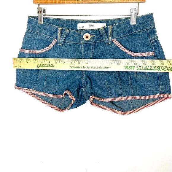 POOL brand Brazilian Jeans denim cotton shorts size 38 us size 8. - Picture 8 of 11